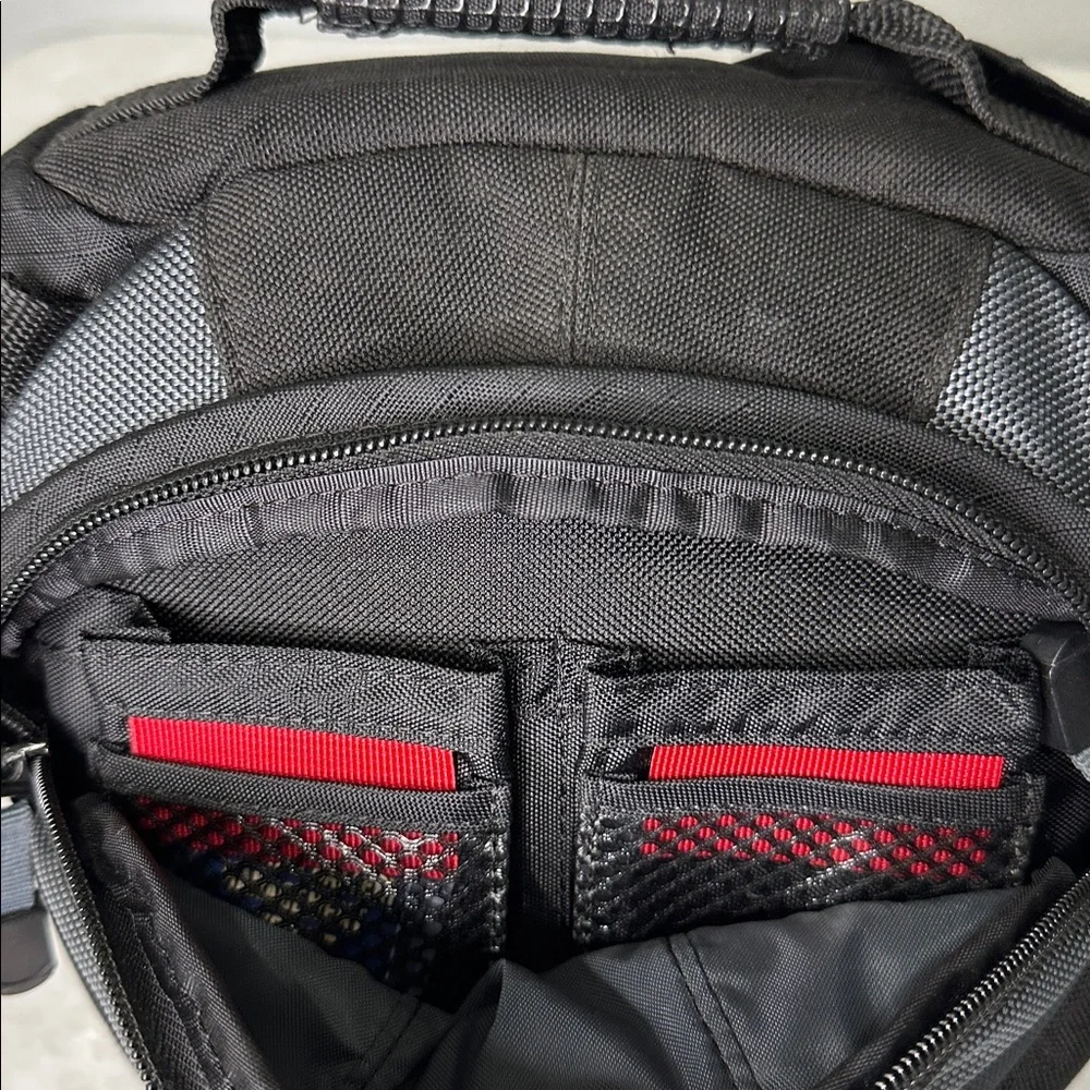 Tamrac Velocity 6X Black Camera Case Sling Bag